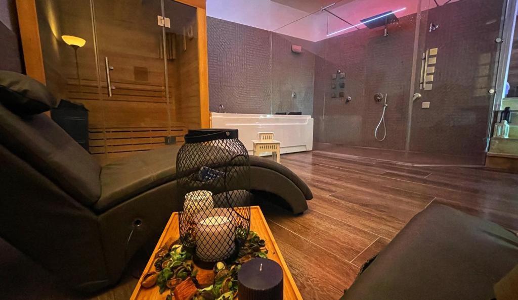 Casa Nenescu Maison De Charme & Spa Ена Екстериор снимка